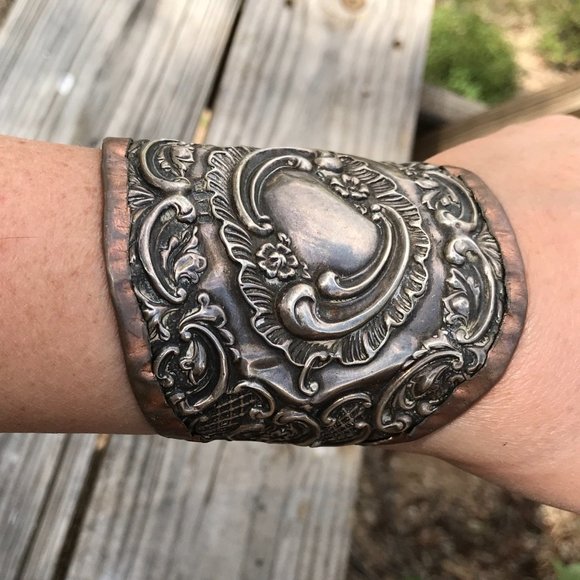 Antique Sterling Silver Cuff Bracelet Repoussé Scroll Size Small Copper 925 - Picture 3 of 9
